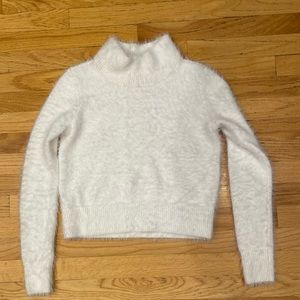 Super soft fluffy warm women’s sweater size xs from Loft
